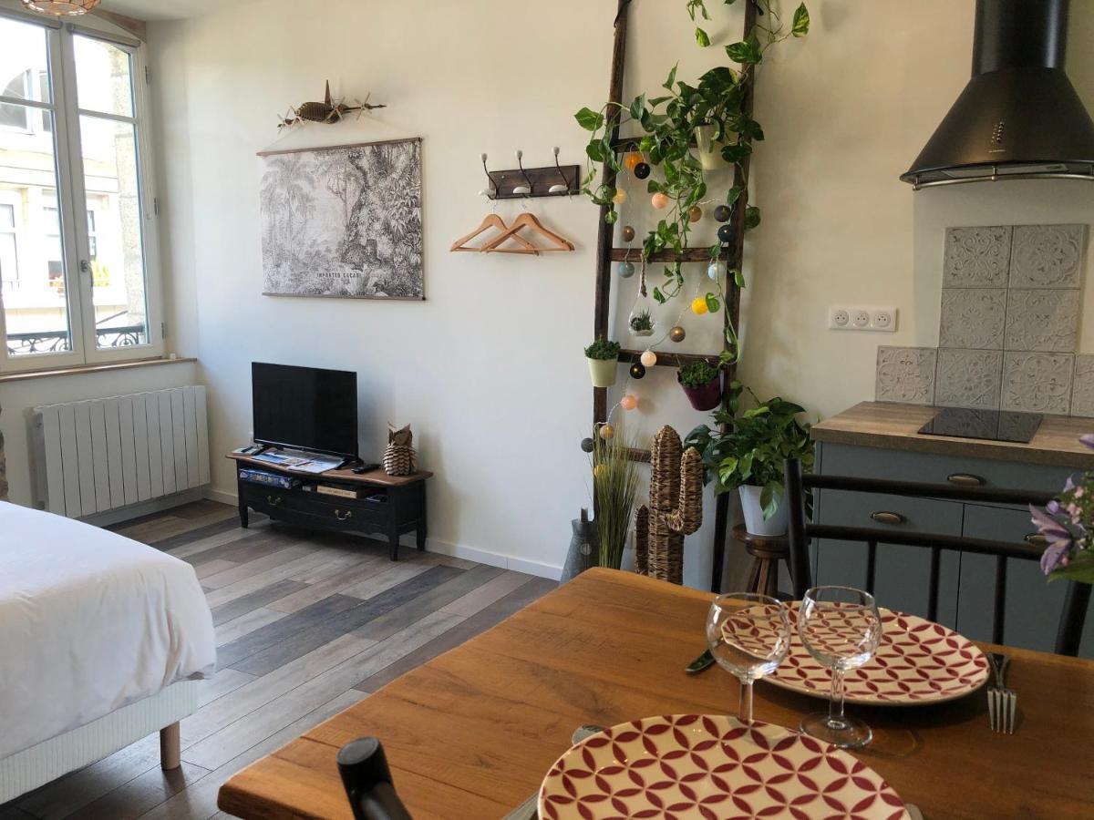 Appartement Centre-Ville Avec Terrasse Rustique Vannes Exteriör bild